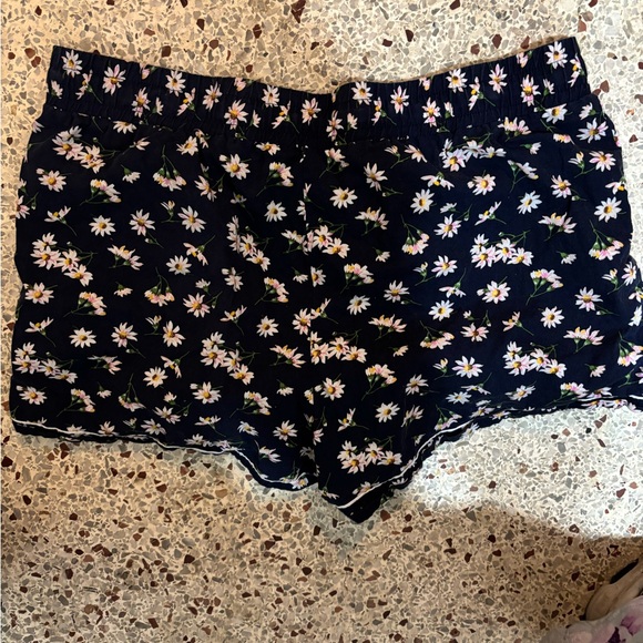 Vera Bradley two piece pajama set large - Picture 5 of 10